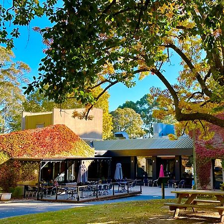 The Grand Oaks Resort Beechworth Bagian luar foto