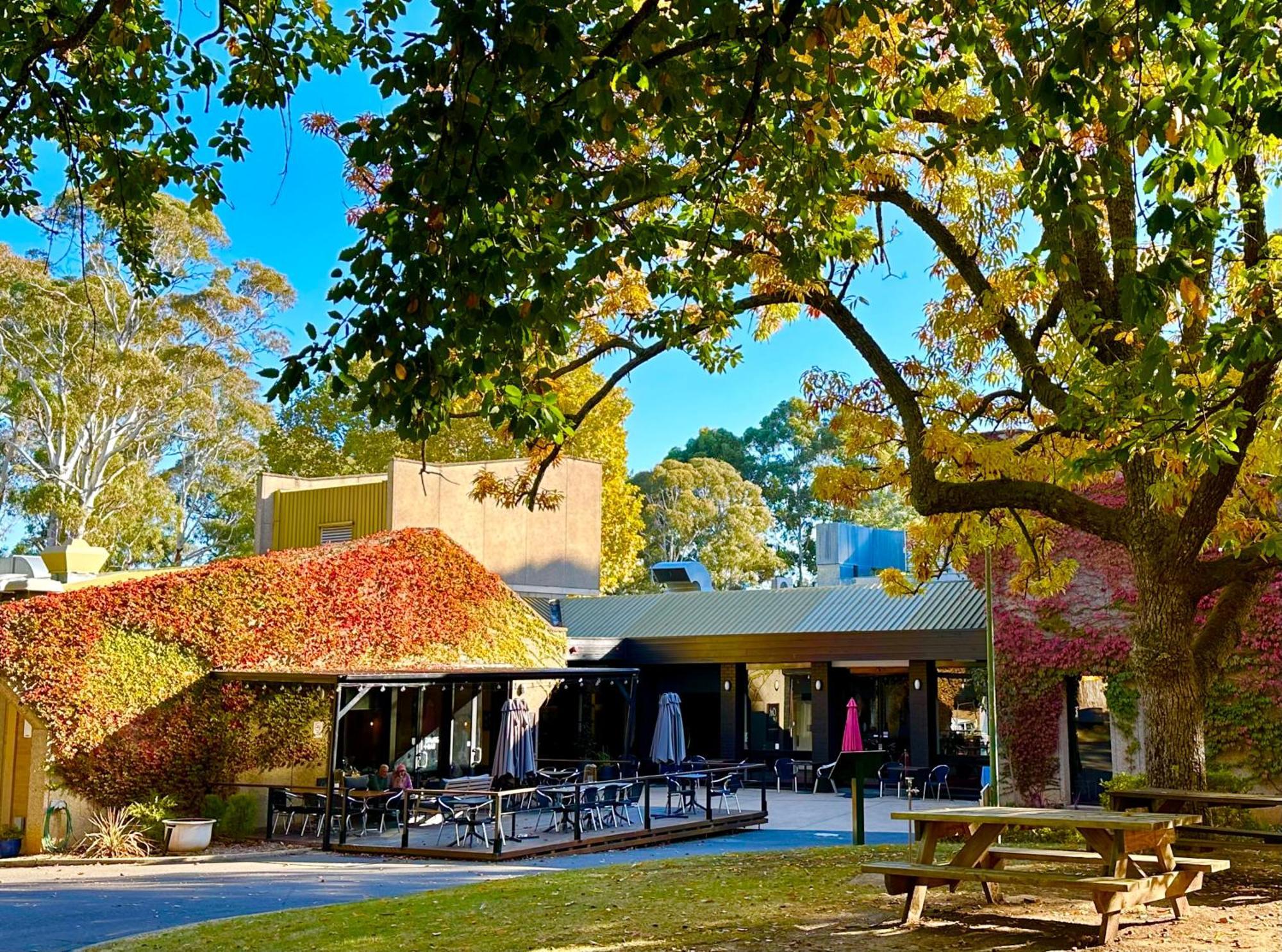 The Grand Oaks Resort Beechworth Bagian luar foto